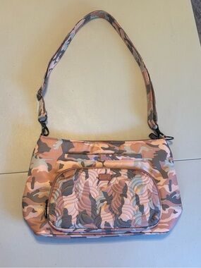 lug Pink Camo Quilted Front Pocket Shoulder Bag
